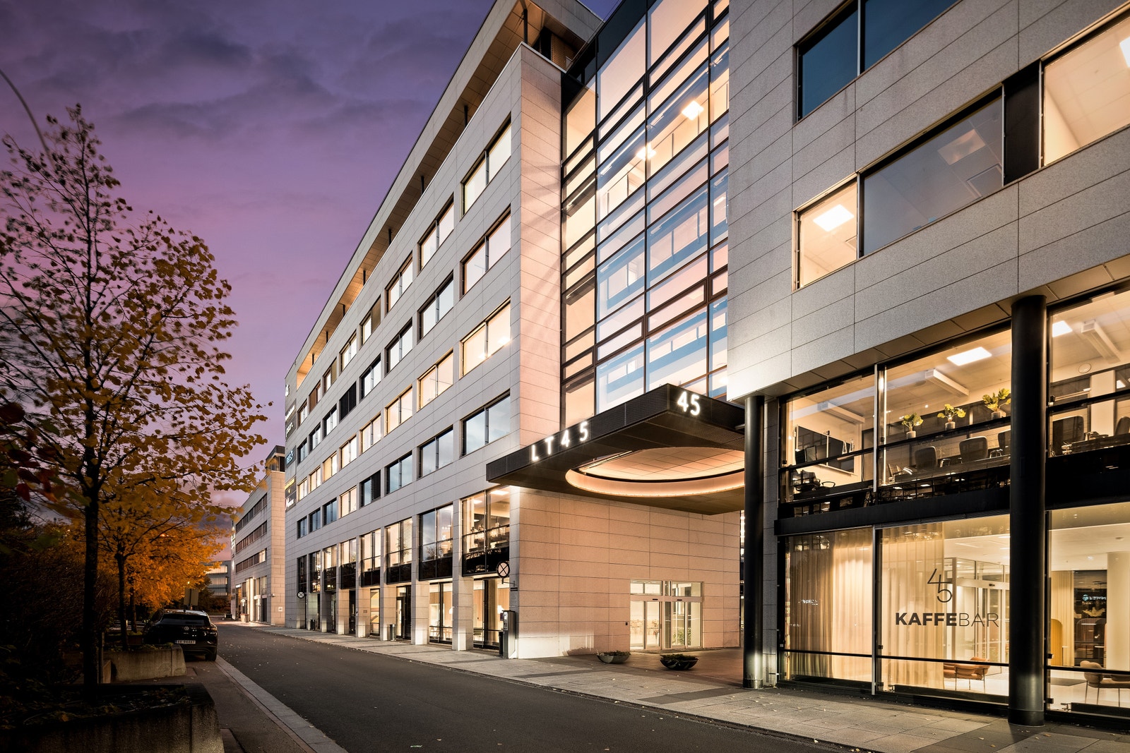 Nyere fasade Galleribilde