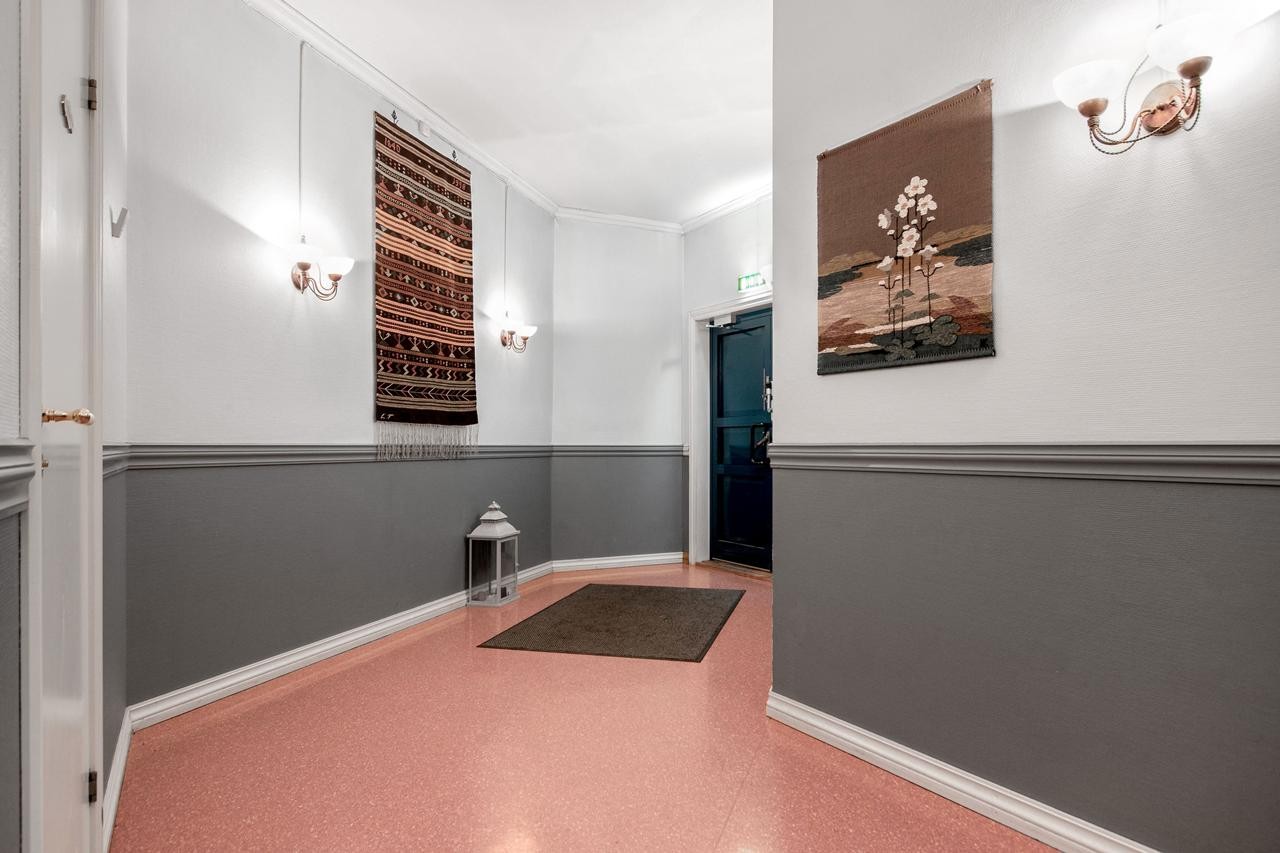 Felles gang inngangsparti Galleribilde