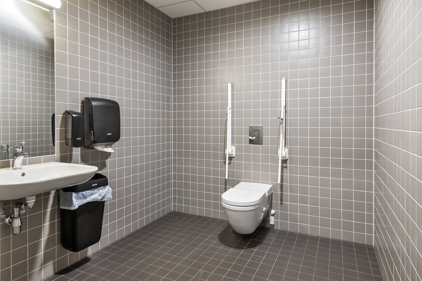 God tilgang til WC, både vanlig og HC Galleribilde