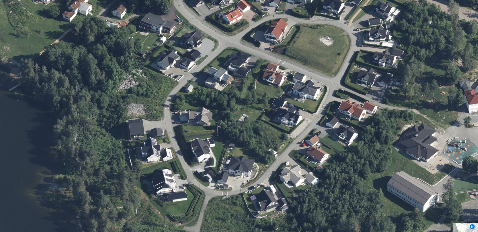 Siste tomten i området! Galleribilde