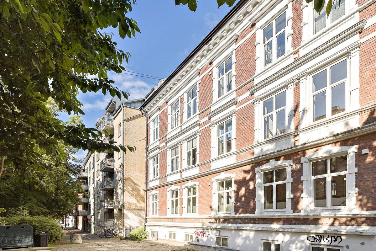 Bygården ligger i et tilbaketrukket og rolig hjørne Galleribilde