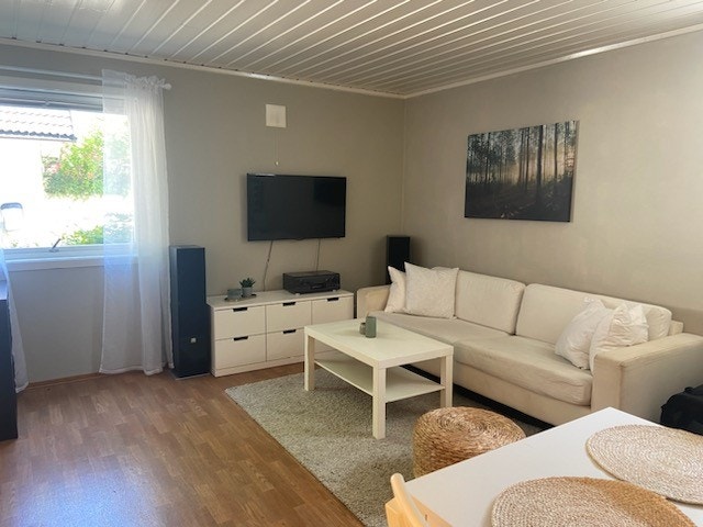 Slik stylet forrige utleier hybelen - meget koselig ! Galleribilde