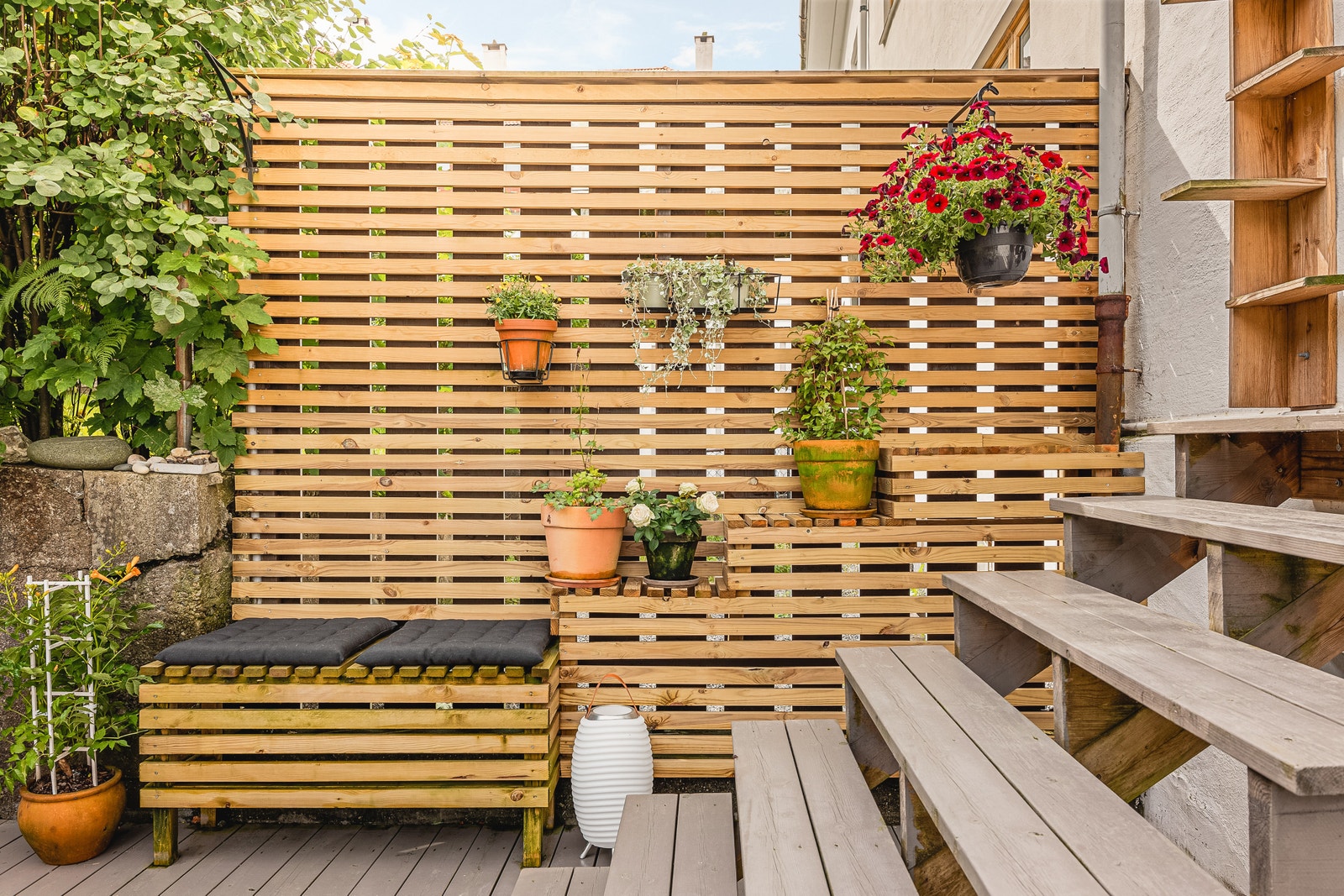 Trapp fra leilighet til terrasse Galleribilde