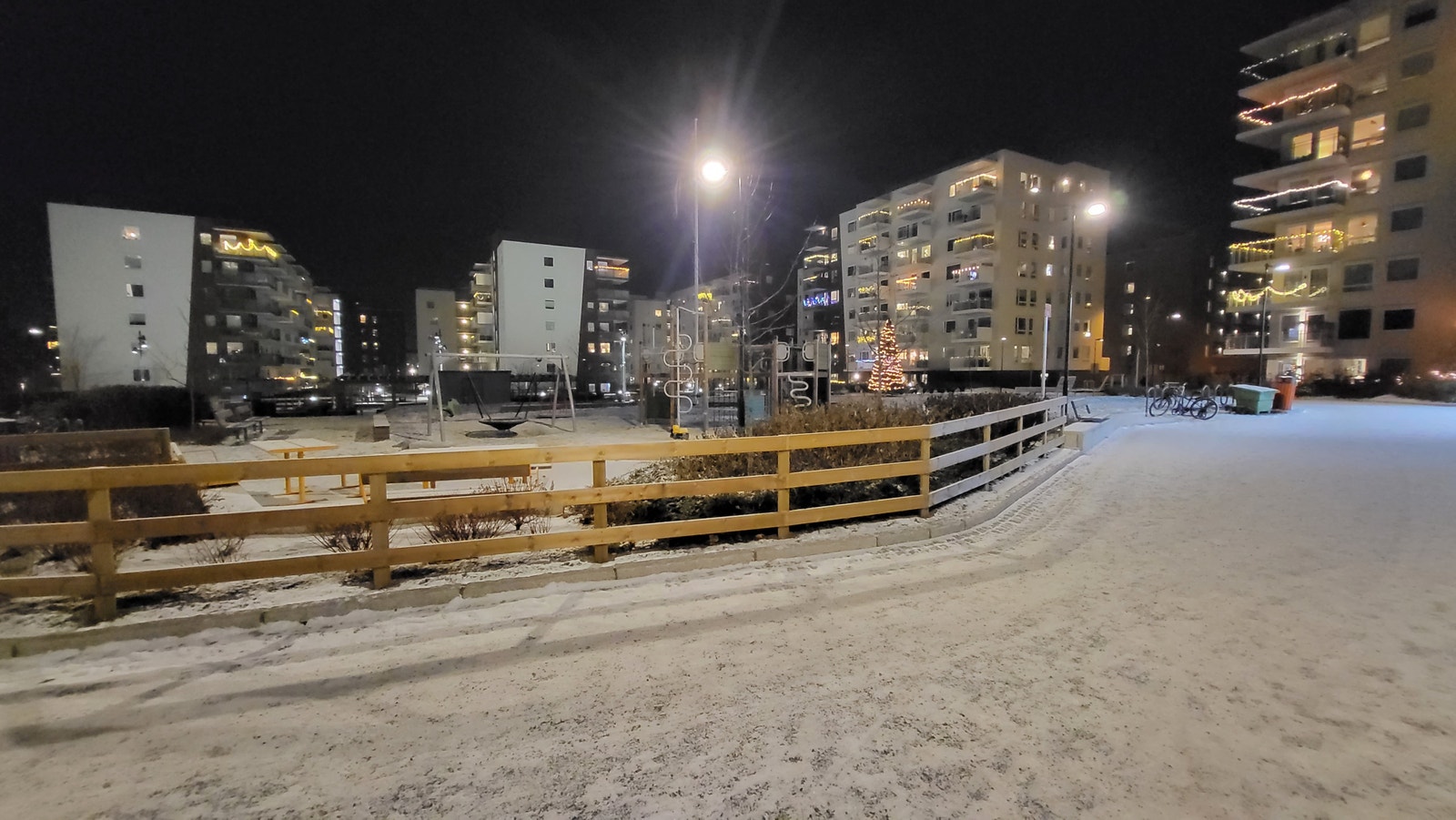 Pent uteareal Galleribilde