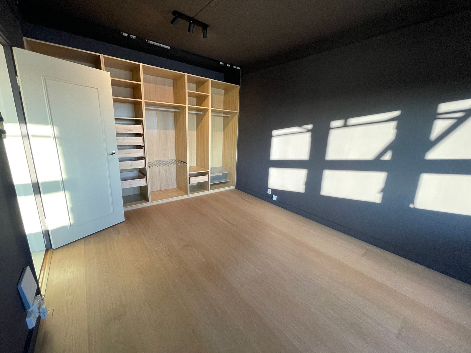 Skap følger med. Galleribilde