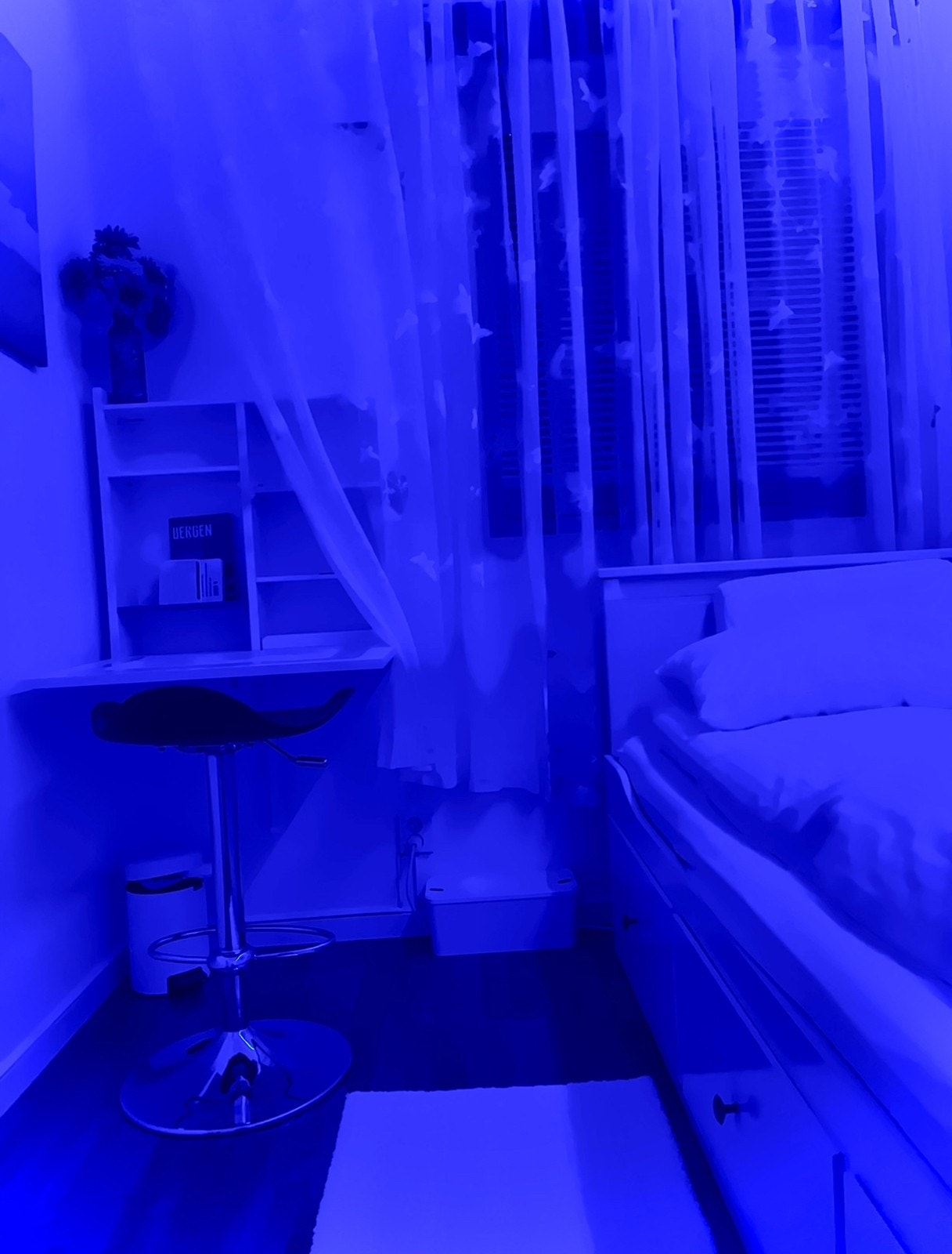 Rom 1 med LED lys Galleribilde