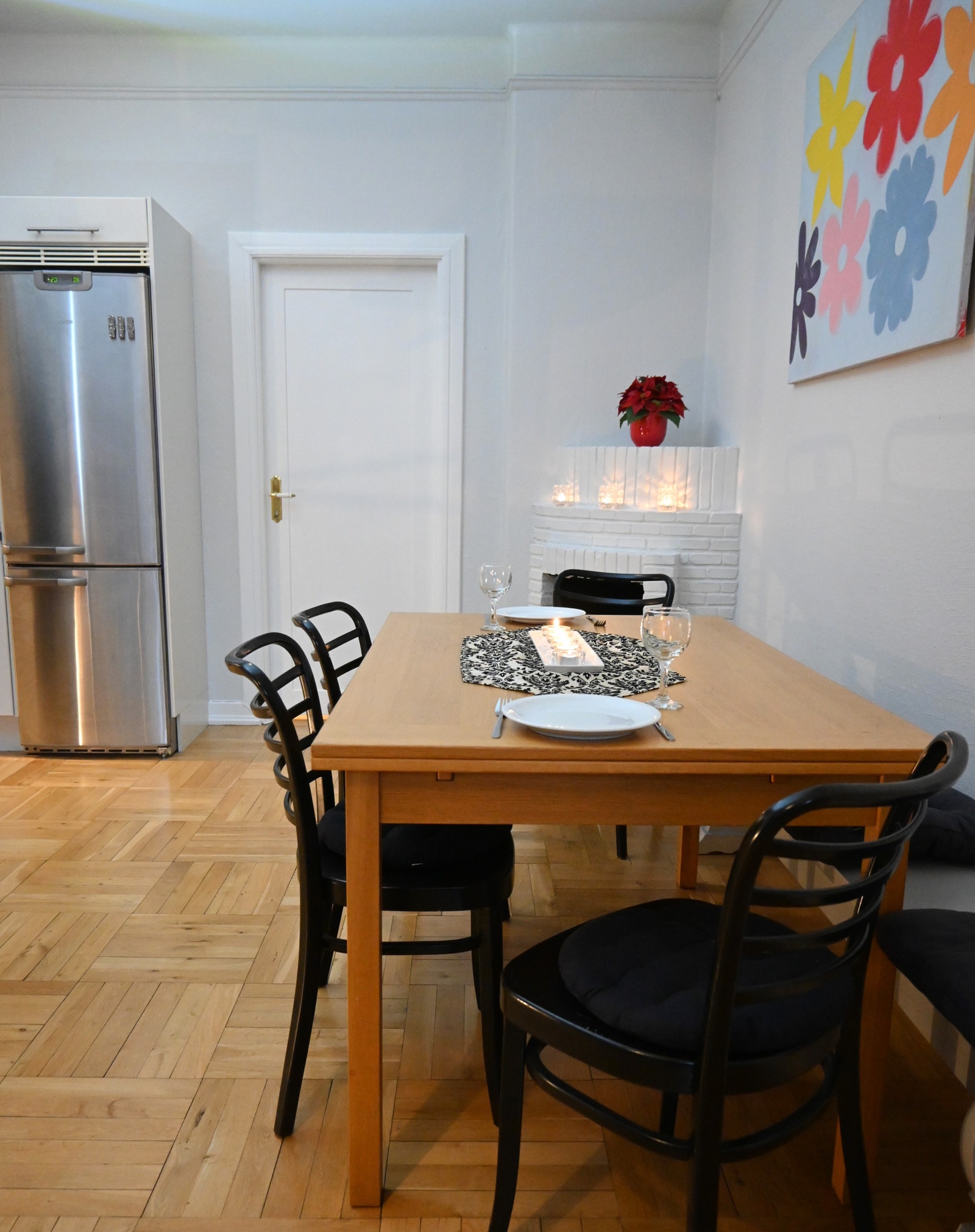 14-fra stue mot sov - merk takhøyden på 290 cm Galleribilde