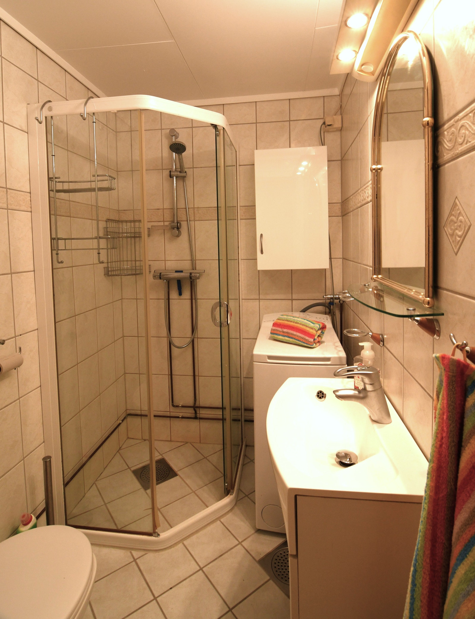 28-bad, dusj, vaskemaskin Galleribilde