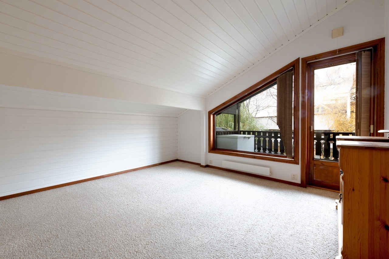 Soverom 1 med utgang til balkong Galleribilde