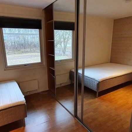 rom 2 Galleribilde