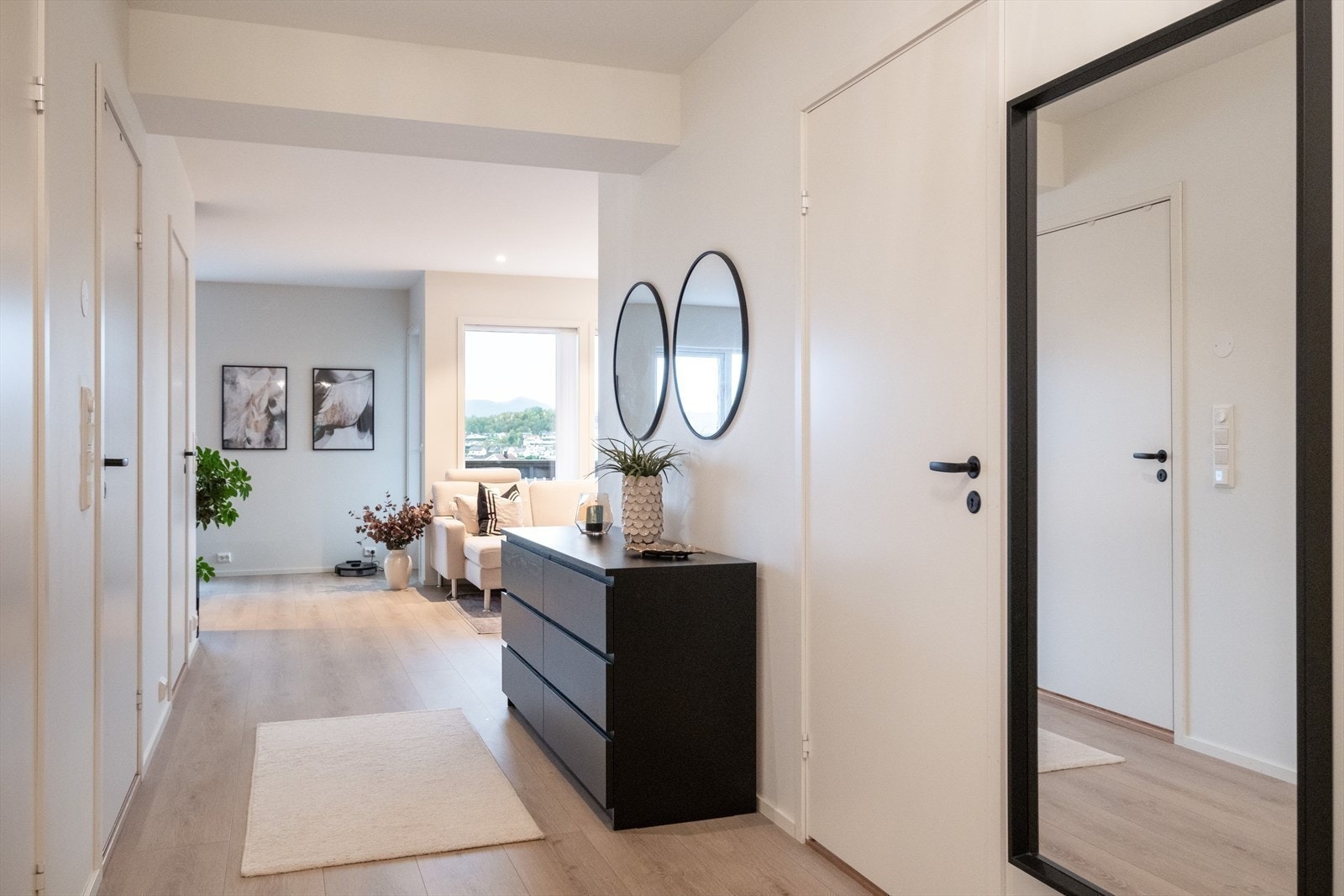 Bilder fra lignende leverte boliger med kundetilpasninger. Galleribilde