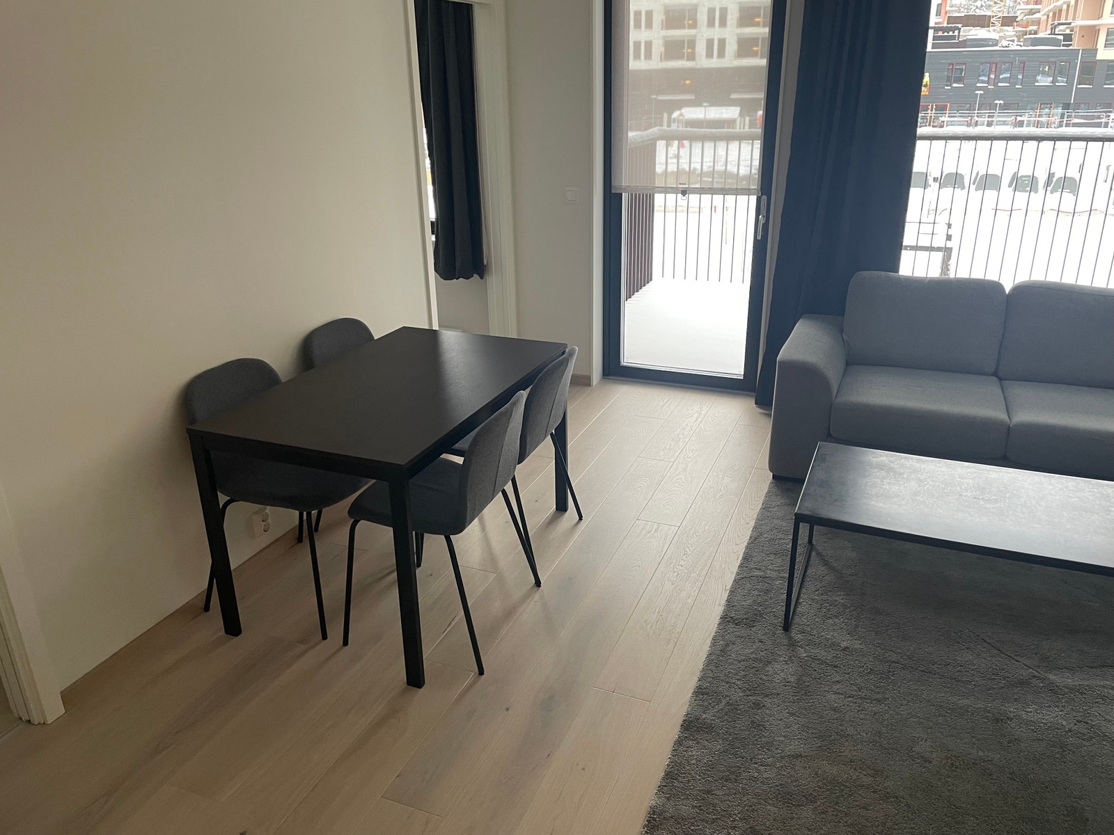 Stue med romslig spiseplass Galleribilde