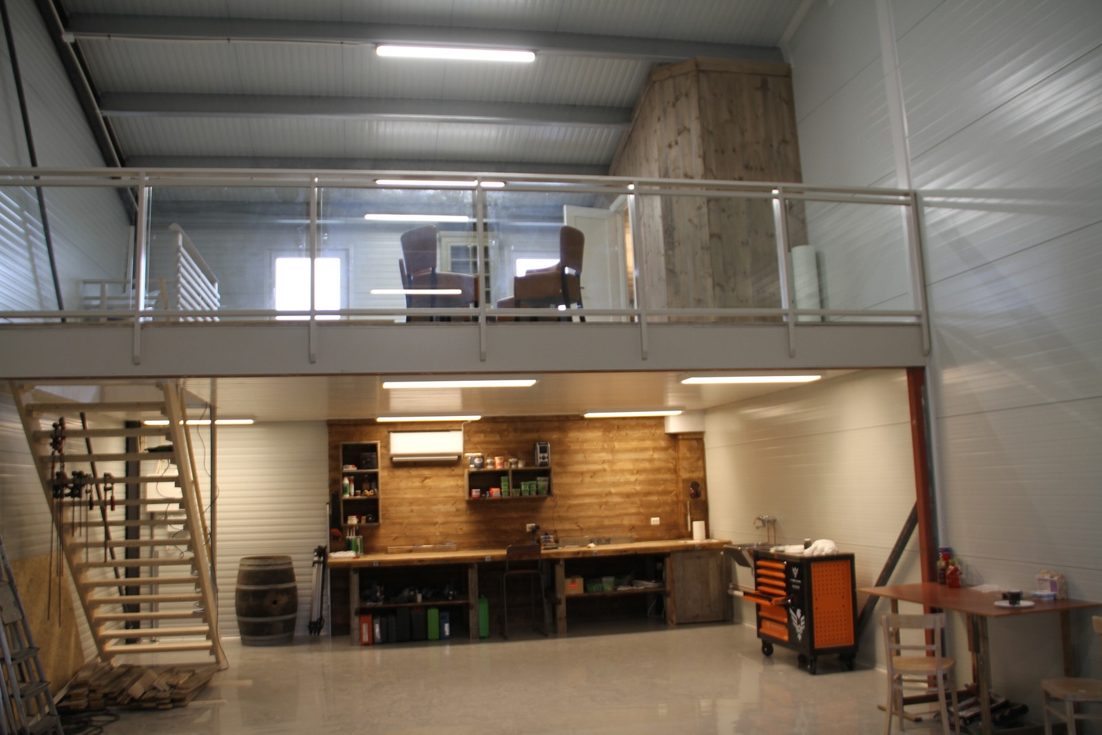 Illustrasjon på mesanin Galleribilde