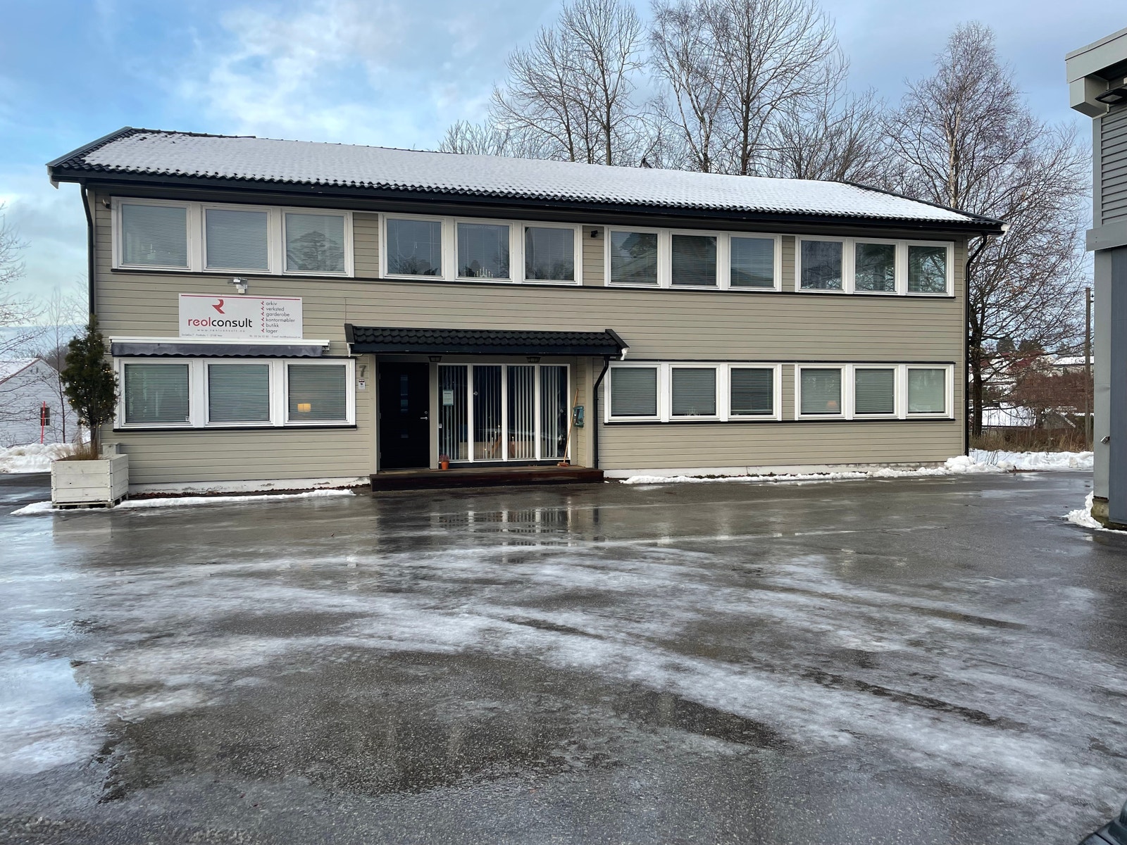 Kontorbygget frontbilde Smiløkka 7 Galleribilde