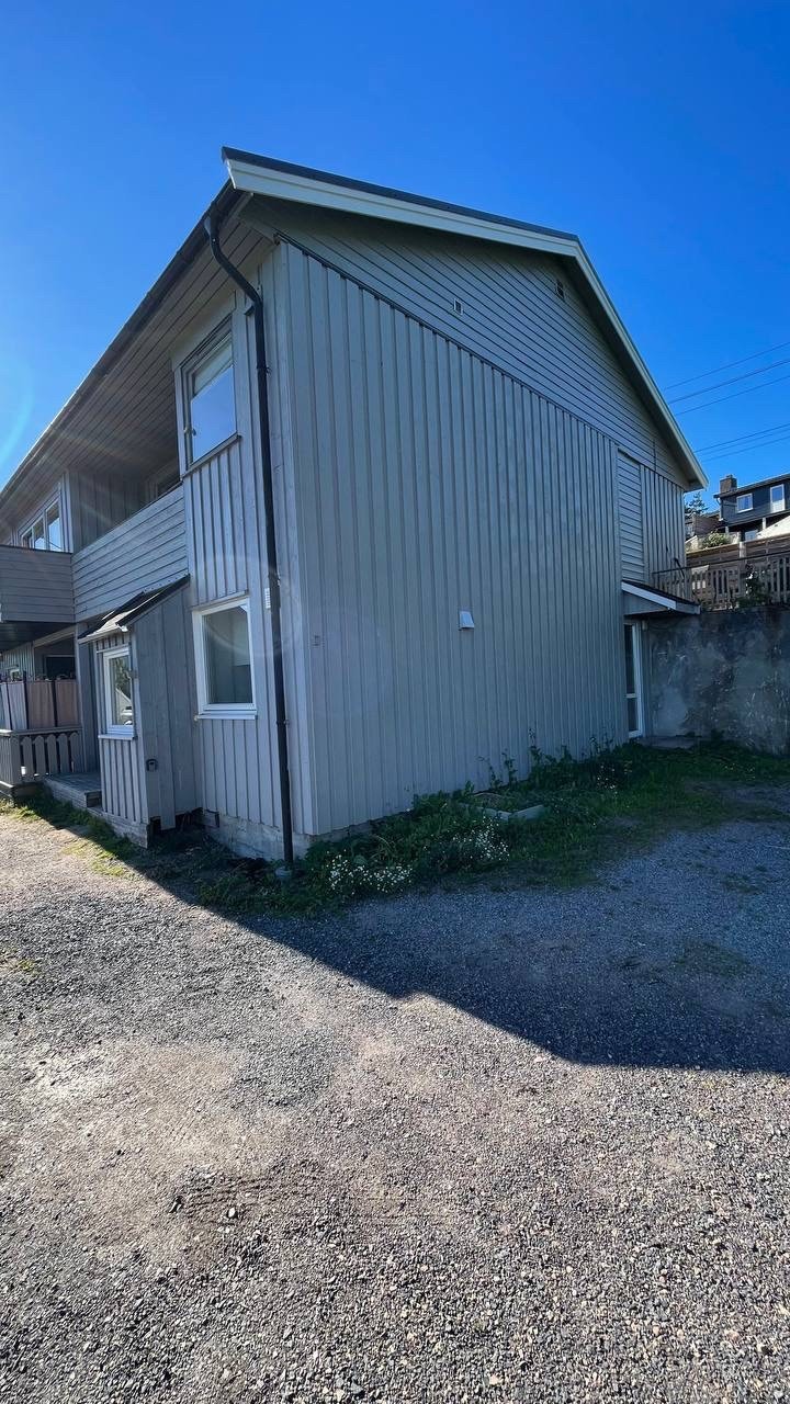 Bilde tatt før terrassen ble bygget. Galleribilde