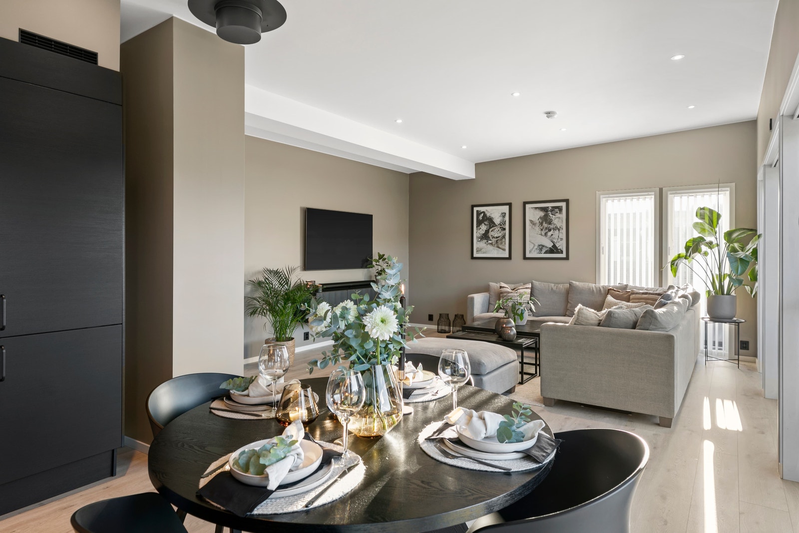 Bildet fra tilsvarende bolig i ett annet prosjekt. Boligen er en endeleilighet og inneholder tilvalg. Galleribilde