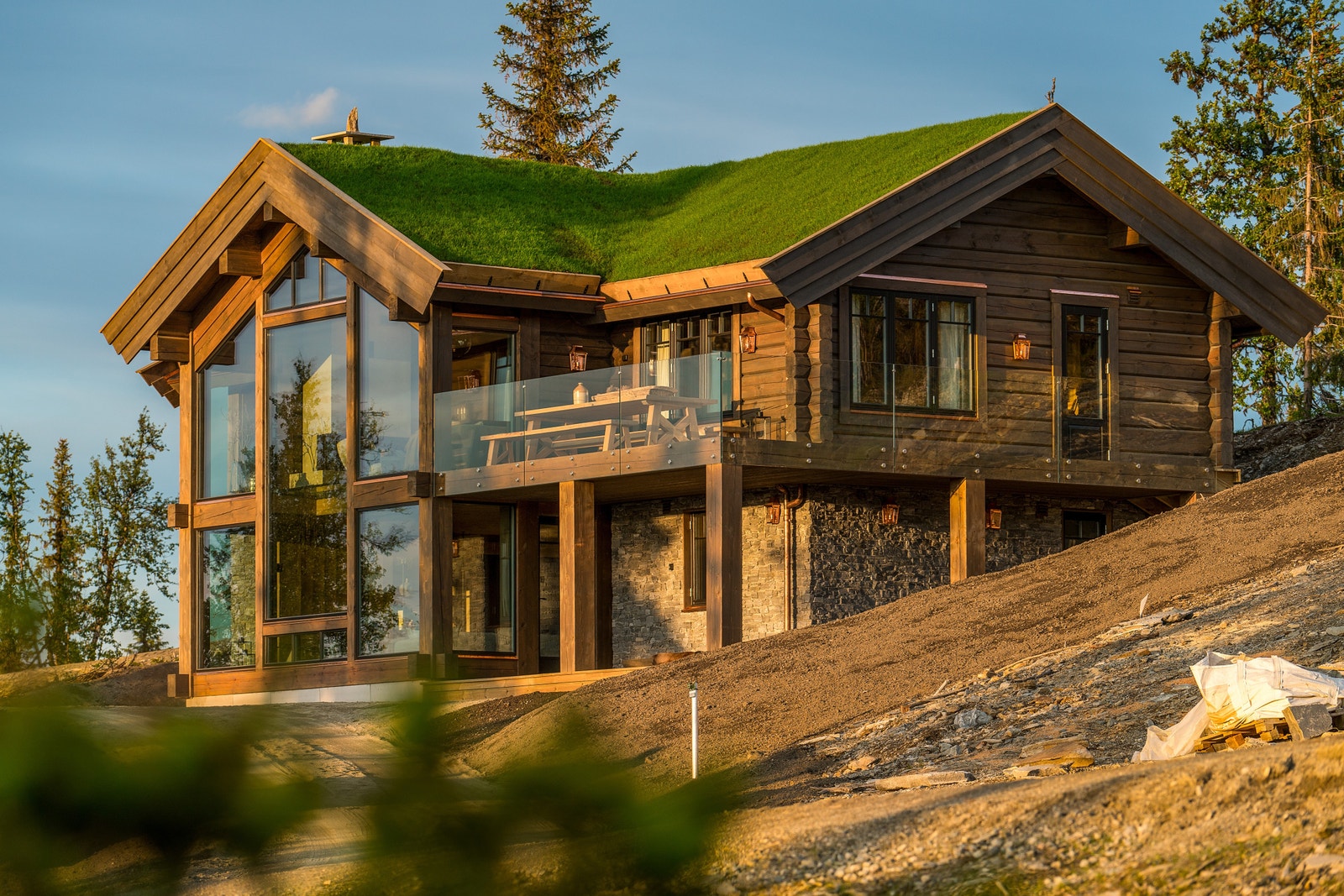 Mulig hyttemodell som passer tomt. LHM hytte kan leveres av Nordfjord Laft AS Galleribilde