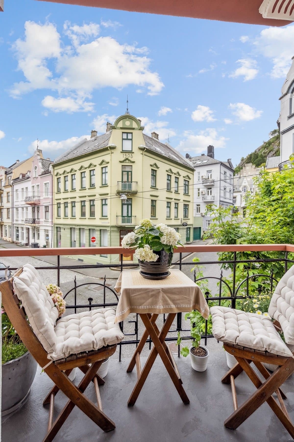 Balkong mot Keise W.gate Galleribilde