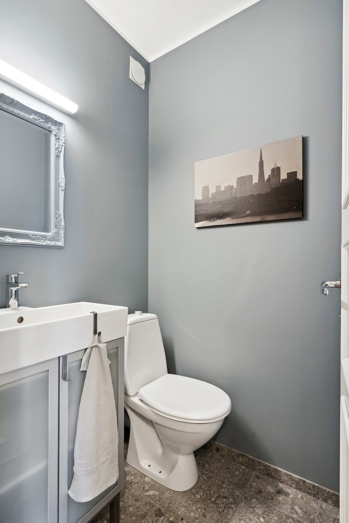 Toalett Galleribilde