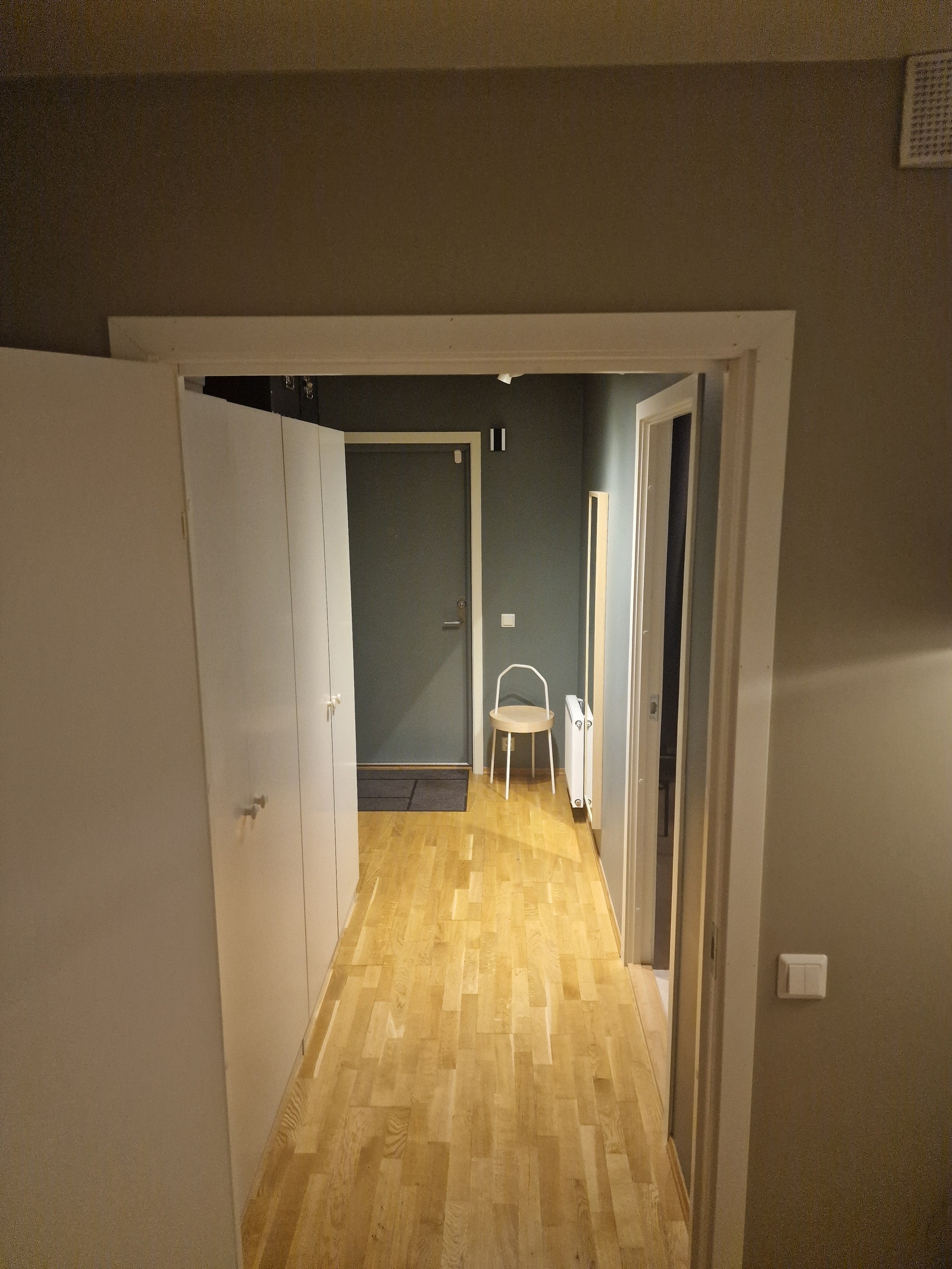 Mot gang Galleribilde