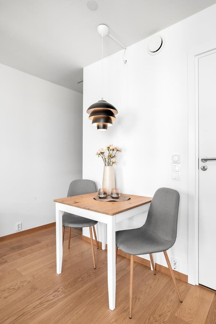 God plass til spiseplass. Galleribilde