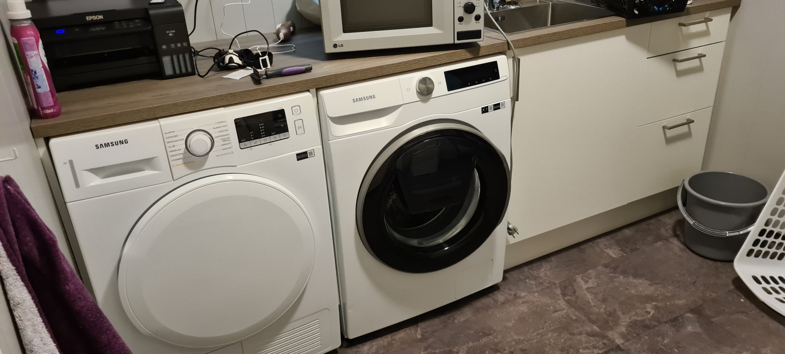 Vaskerom Galleribilde