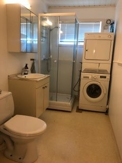 Romslig bad med varmekabler i gulv Galleribilde