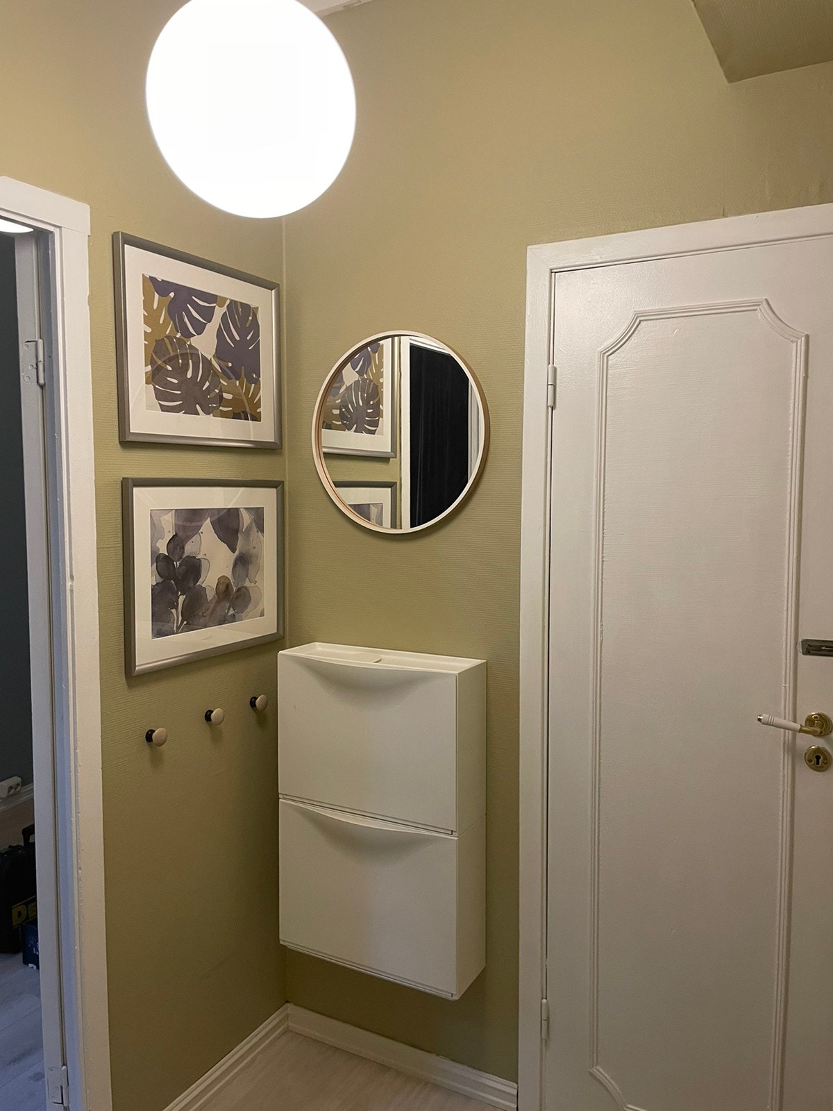 Bi inngang Galleribilde