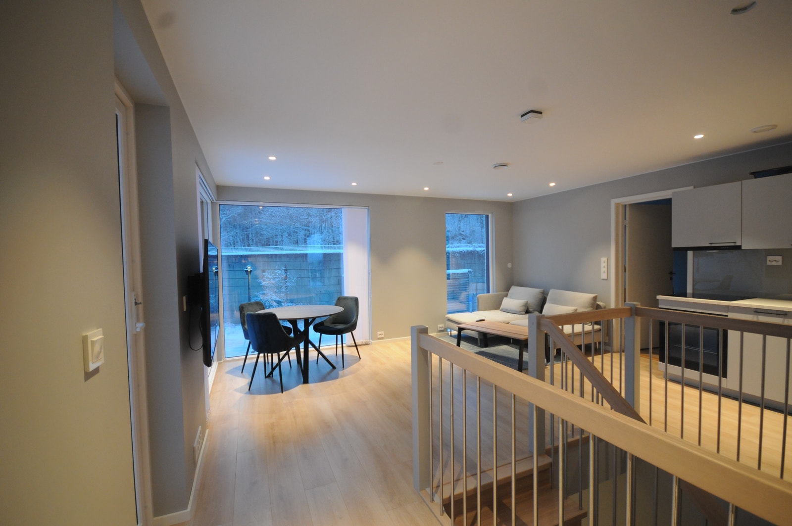 Stor og lys stue Galleribilde