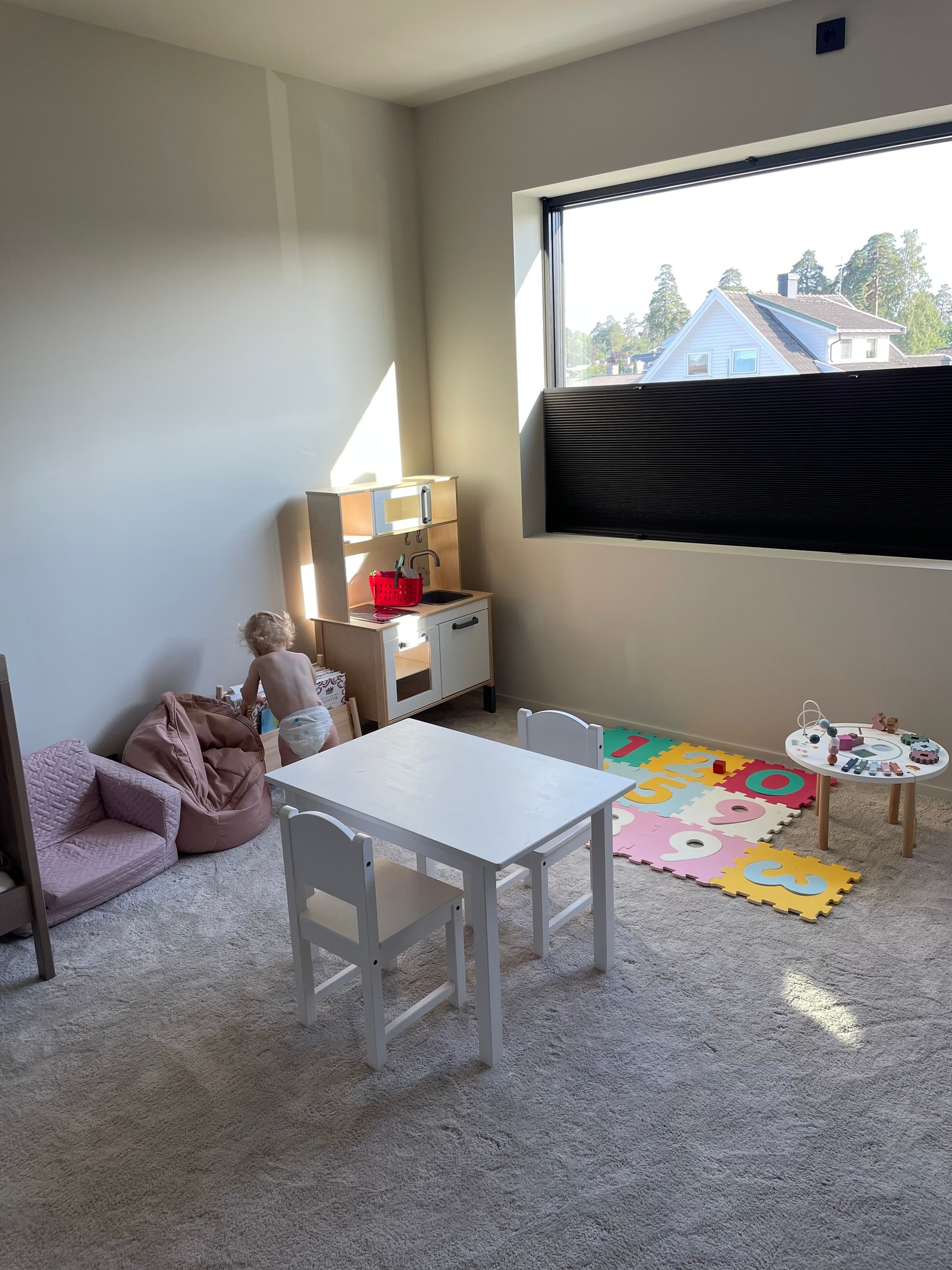 Soverom 2 i 2.etg. Utstyrt med sprinkelseng og luftmadrass Galleribilde