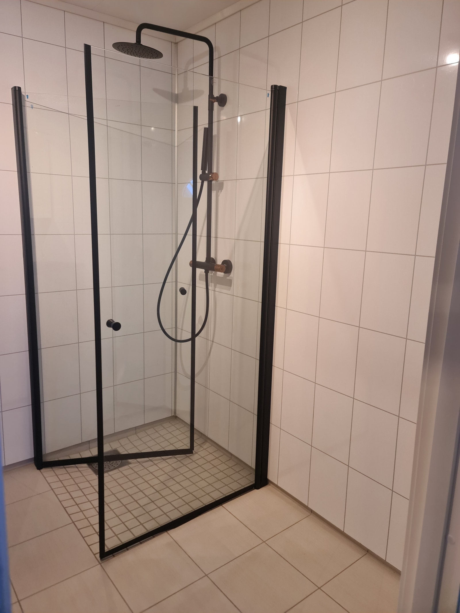 Dusjhjørne på bad Galleribilde