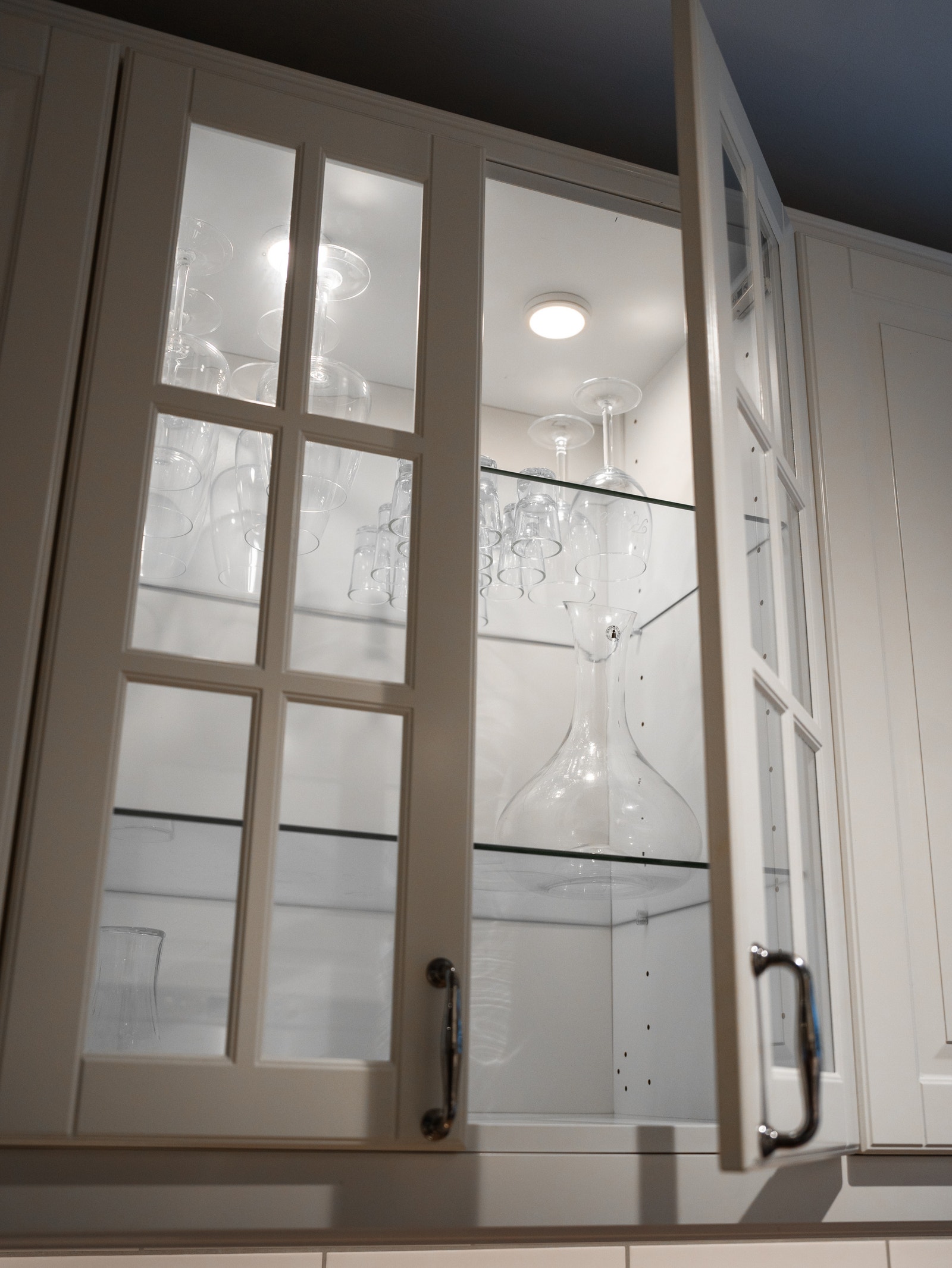 Kjøkken | Mye oppbevarings muligheter for kjøkkenredskaper Galleribilde