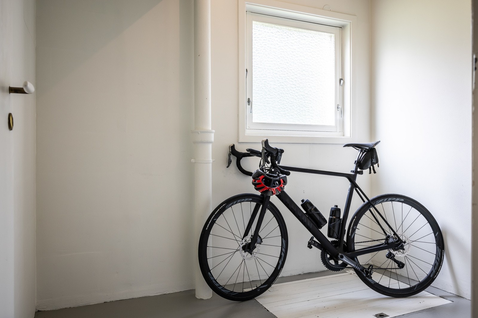 Bod 2 har god plass til lagring m.m. Kan evt. gjøres om til soverom, men da med visse modifikasjoner. Galleribilde