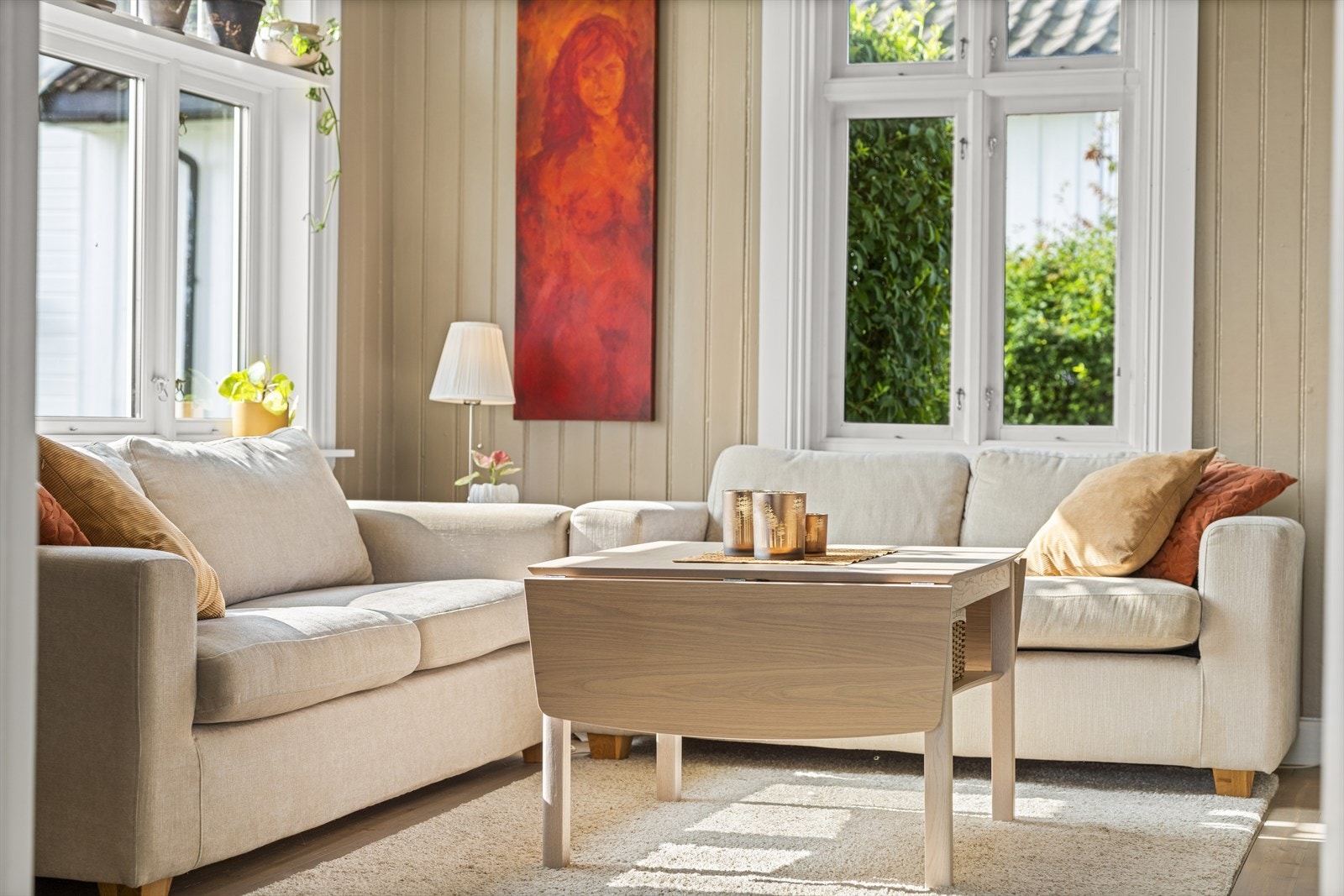 Her er det god plass til sofagruppe Galleribilde