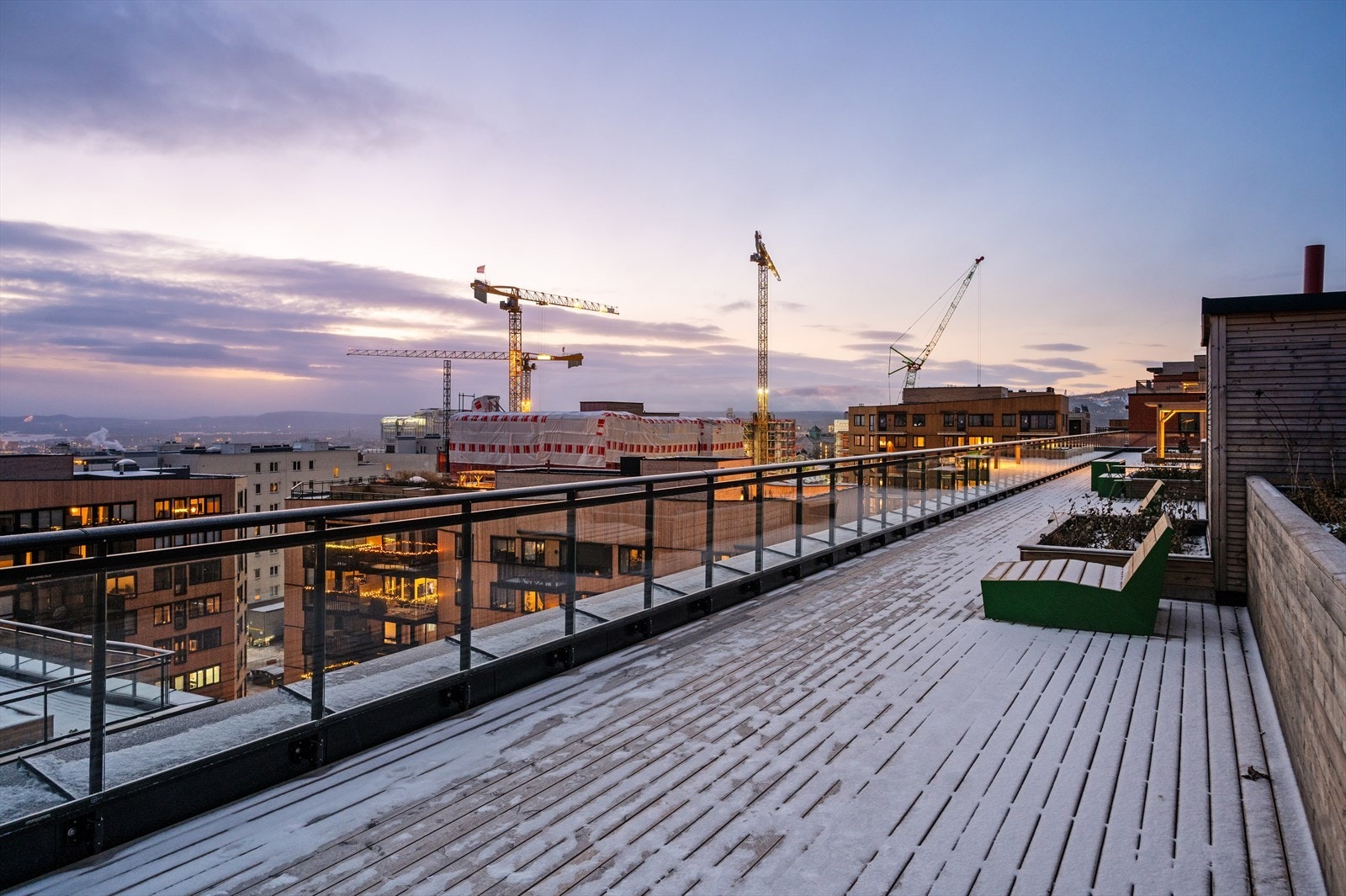 Enkel heisadkomst til takterrassen Galleribilde