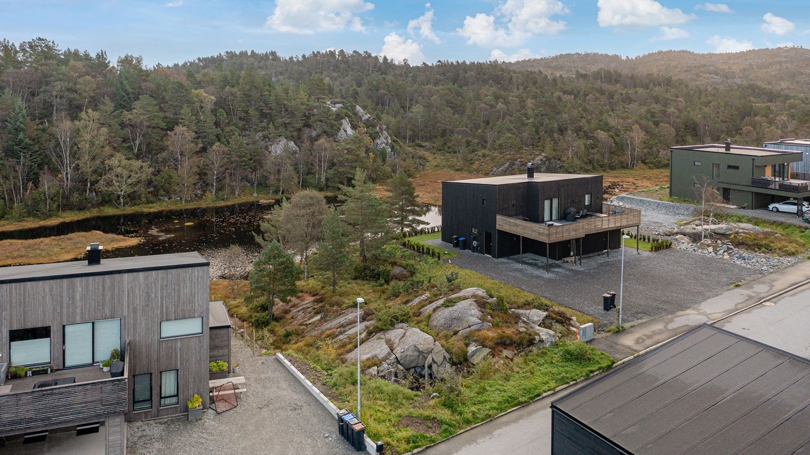 Padlane Aust er et trivelig, barne- og familievennlig boligfelt i naturskjønne omgivelser Galleribilde