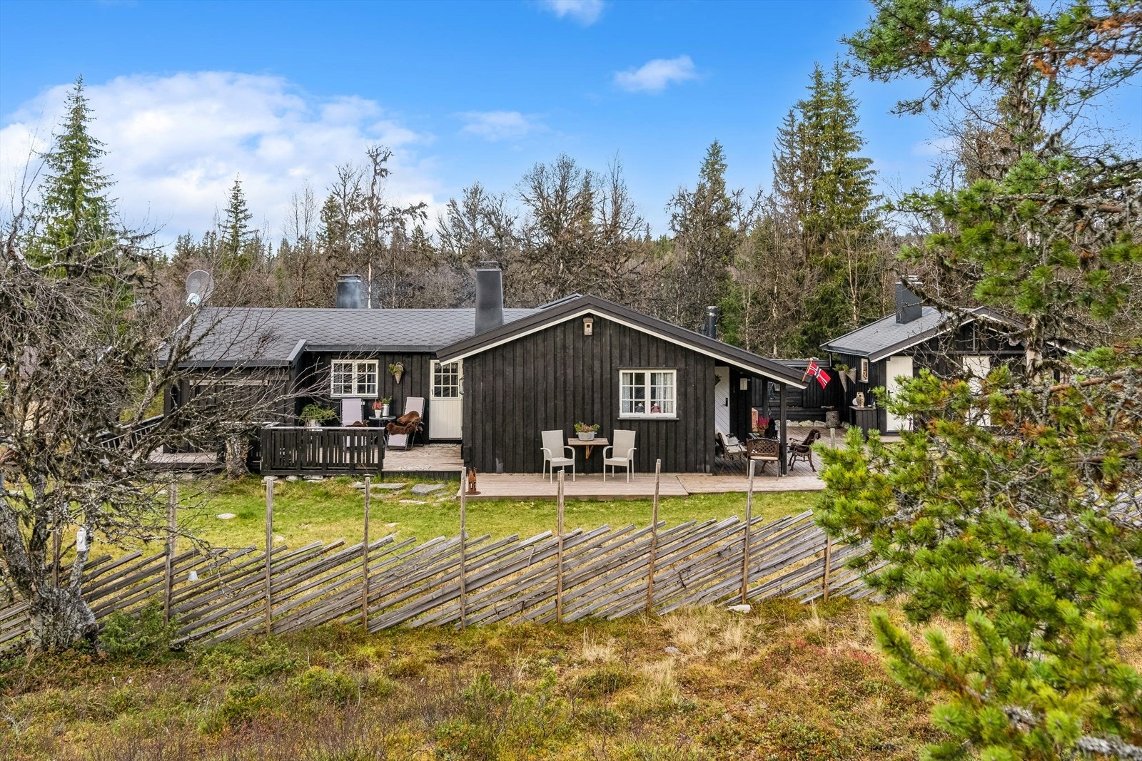En innholdsrik og flott beliggende fritidseiendom i Ringebufjellet Galleribilde