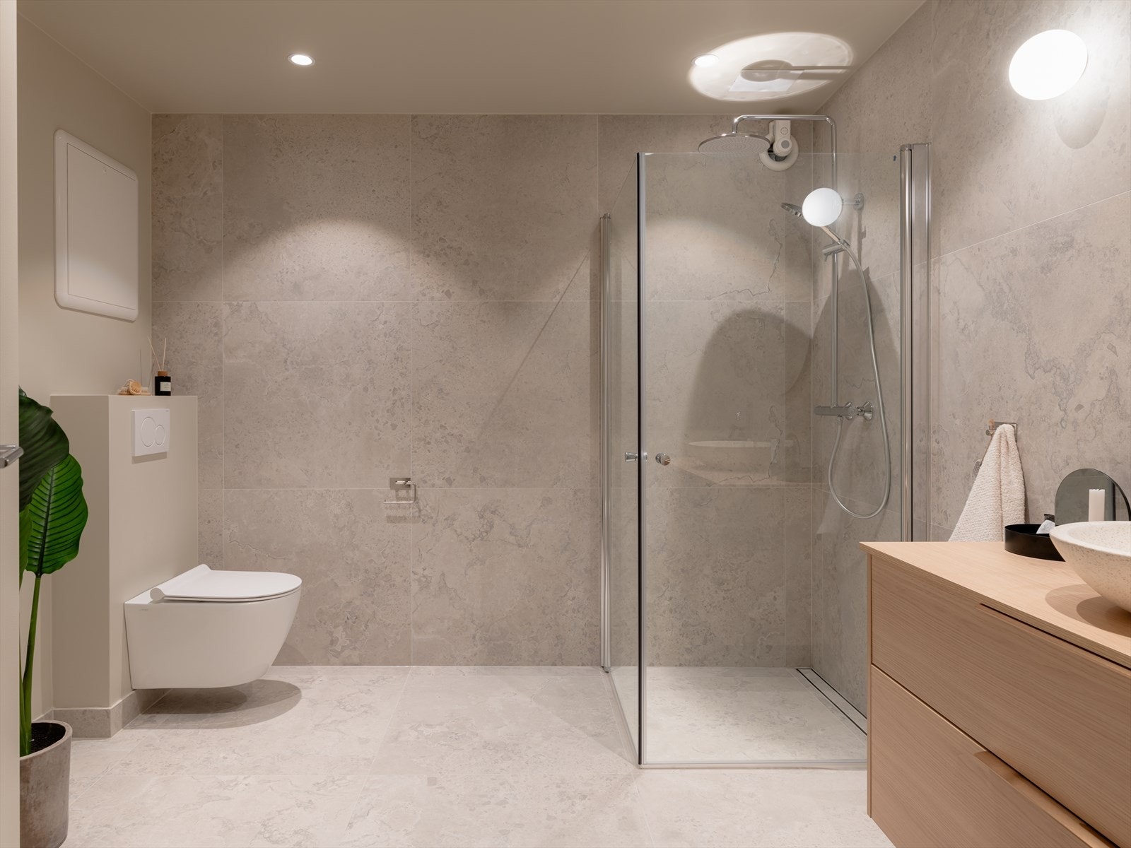 Delikat og eksklusivt baderom fra 2023 - dokumentasjon foreligger Galleribilde