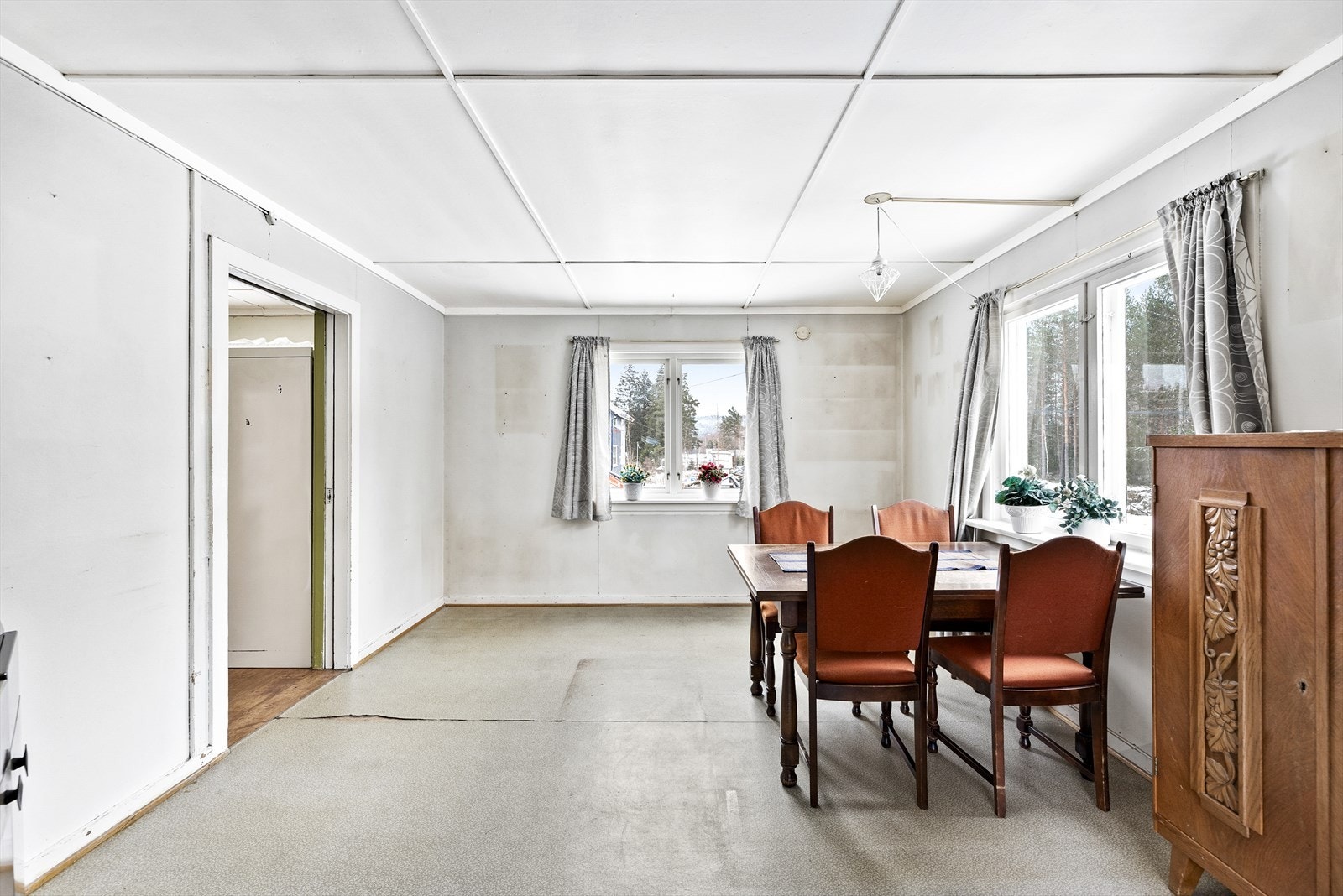 Spisestue. Galleribilde