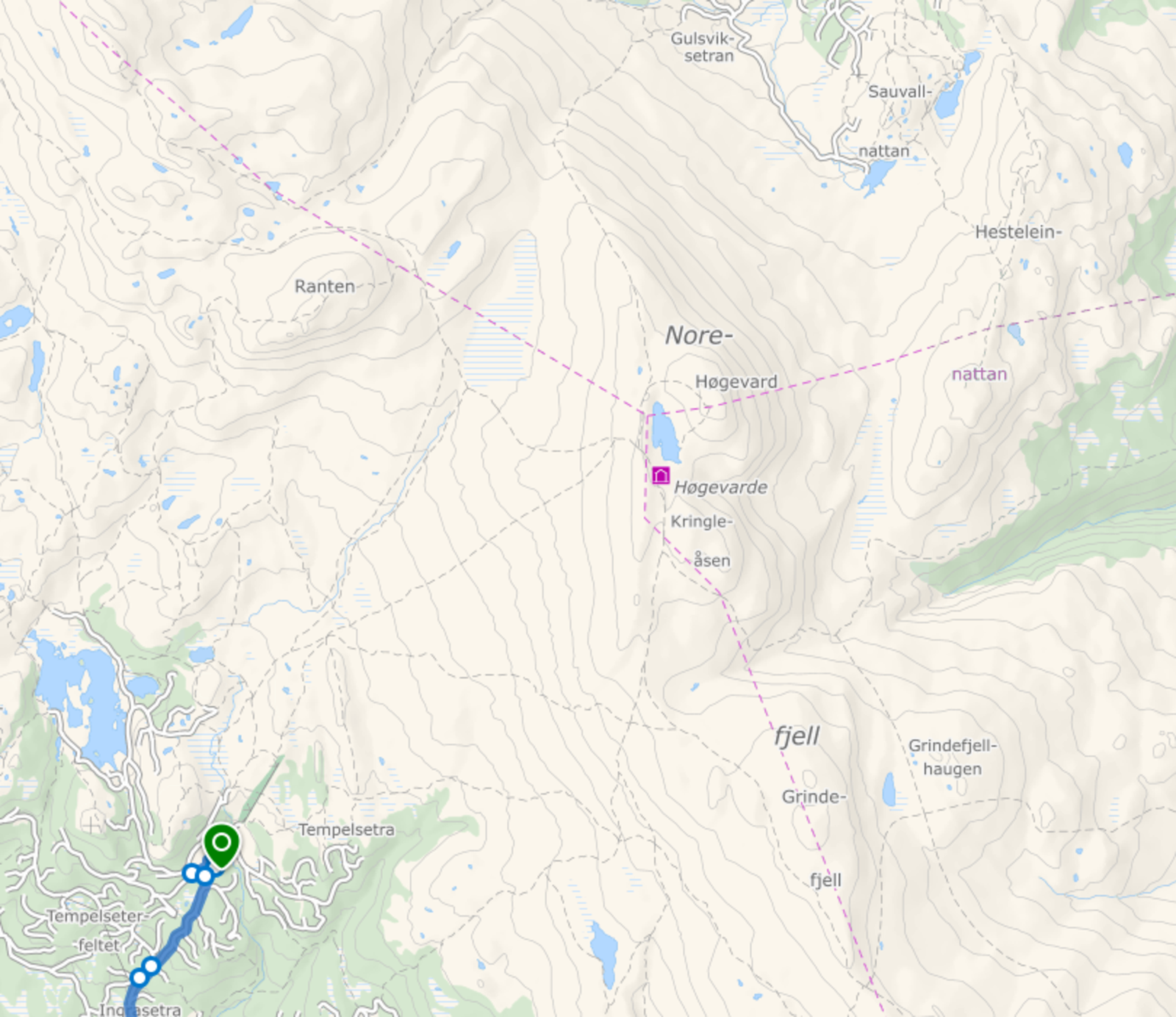 Du kan også kjøre til Tempelsetra og få en kortere tur til toppen om du vil Galleribilde