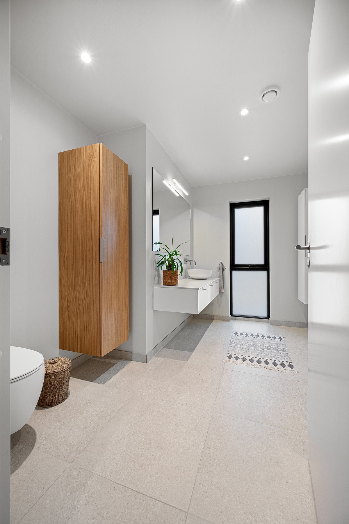 Badet til hovedsoverommet Galleribilde