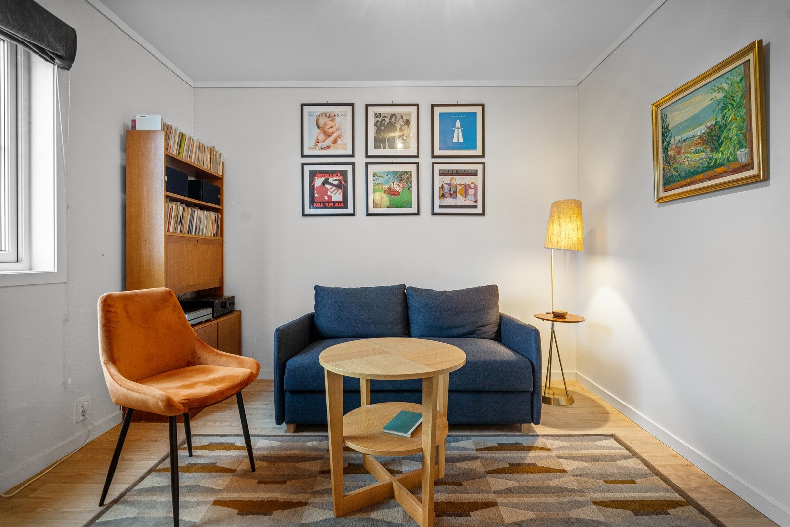 Del av det ene soverommet i 2. etasje (rommet kan enkelt deles i 2) Galleribilde