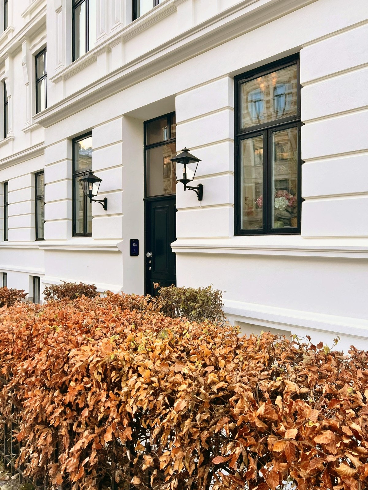 Sameiet har i 2023 gjennomført flere oppgraderinger av gården som bl.a oppussing av fasader. Galleribilde