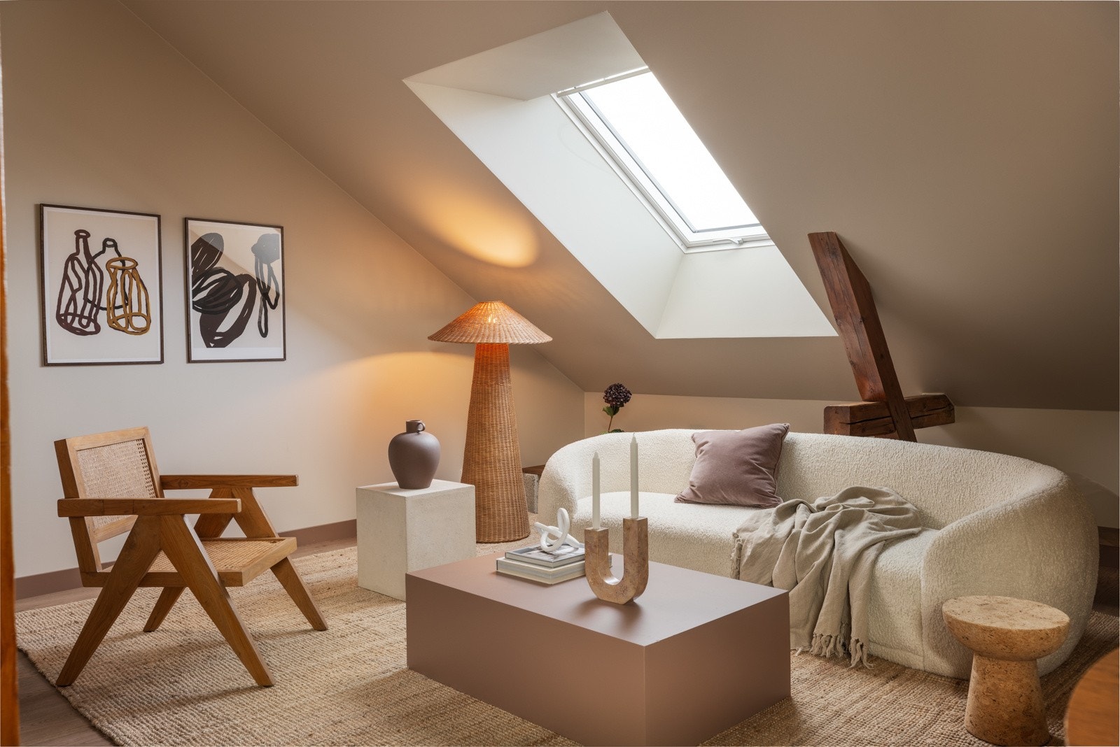 Her oser det av kvalitet hvor det kun er benyttet gode materialer av velkjente leverandører som er spesialtilpasset av fagfolk og arkitekter. Galleribilde