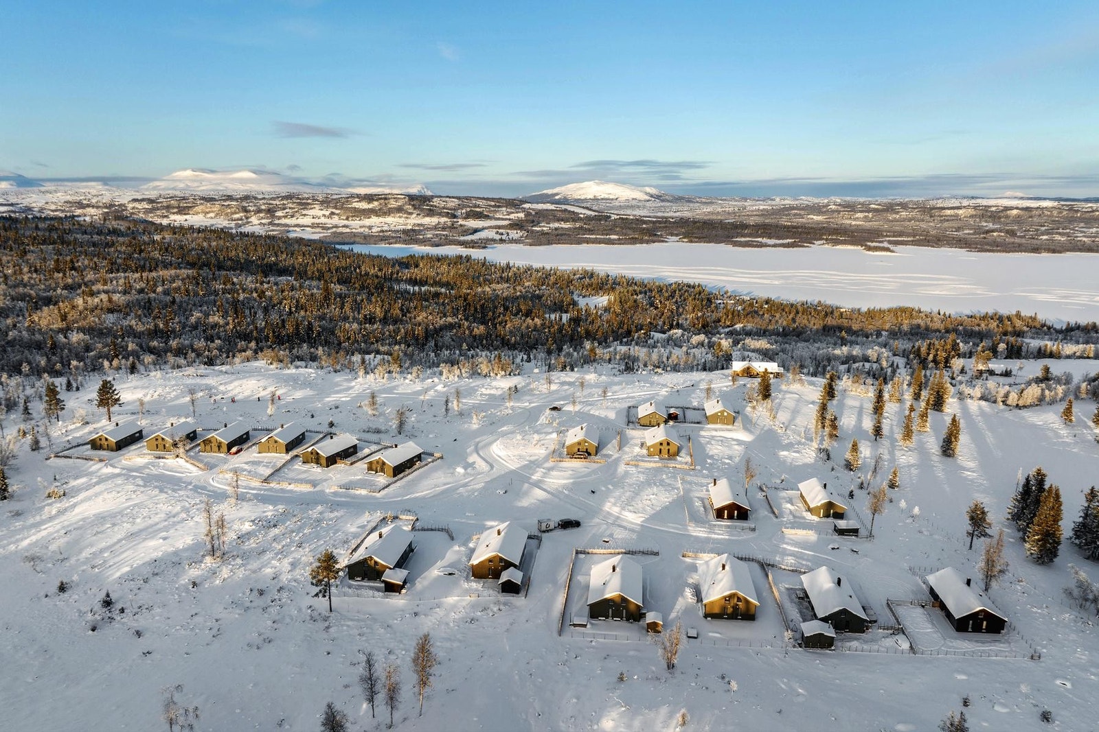 Løggelie Hyttegrend, desember 2023. Galleribilde