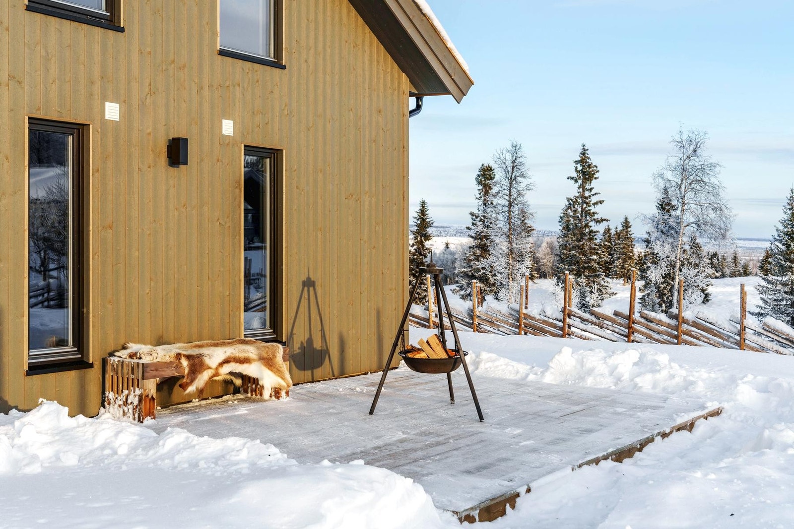 Terrasse mot sør. Galleribilde