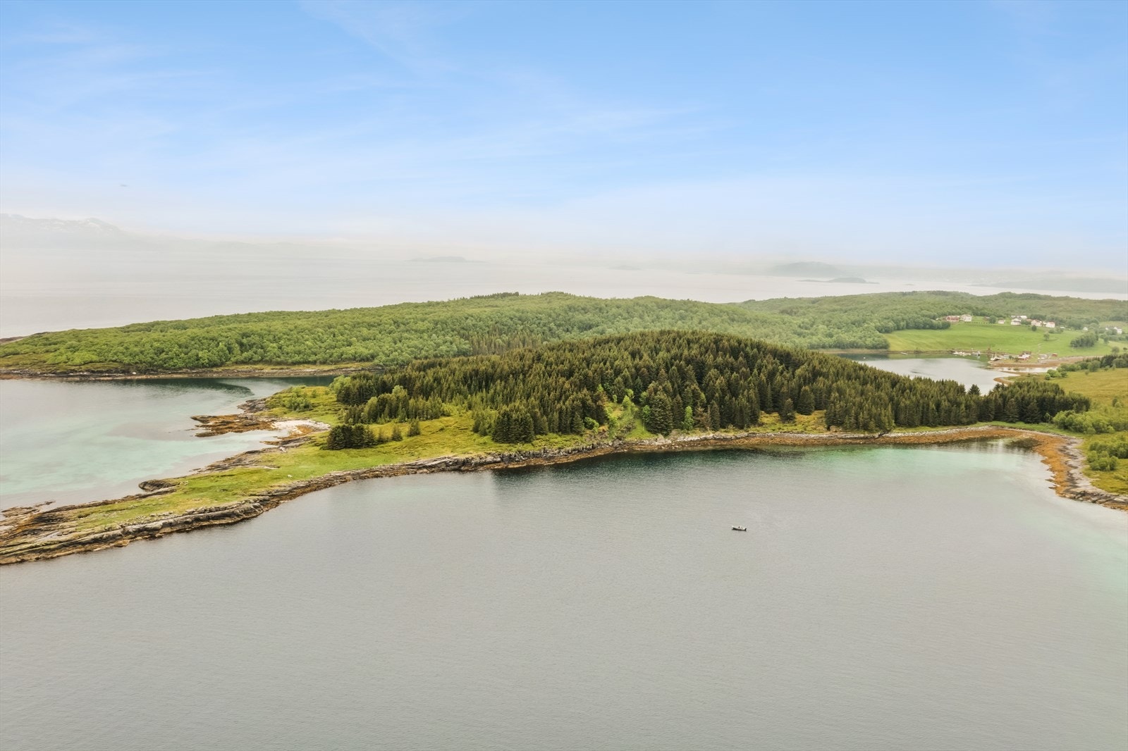 Velkommen til vakre Vardøya! Nå kan denne perlen bli din! Galleribilde