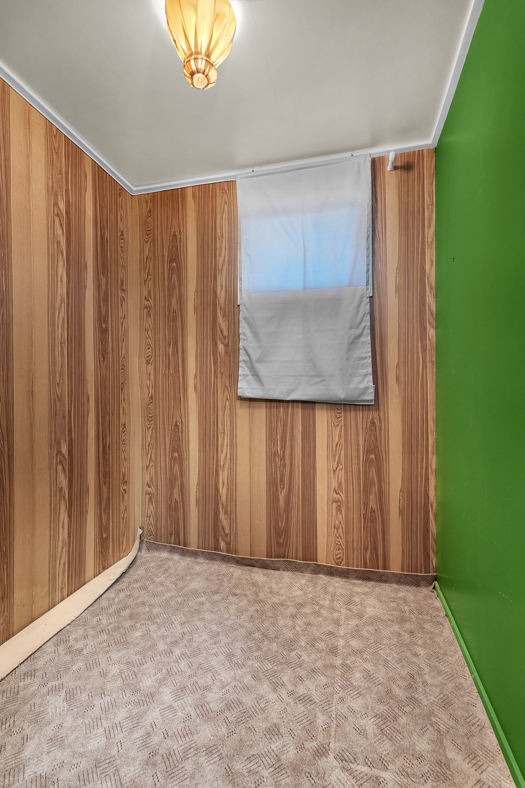 Bod 1 i underetasje Galleribilde