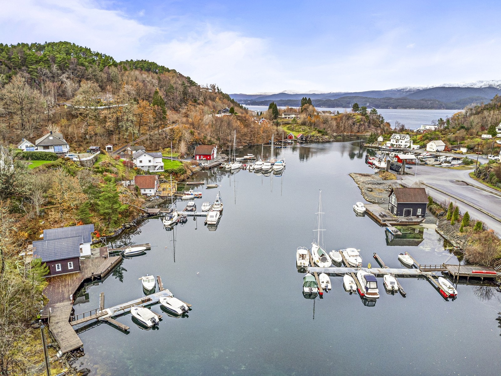 Er man glad i sjø- og båtliv er dette virkelig et eldorado! Galleribilde