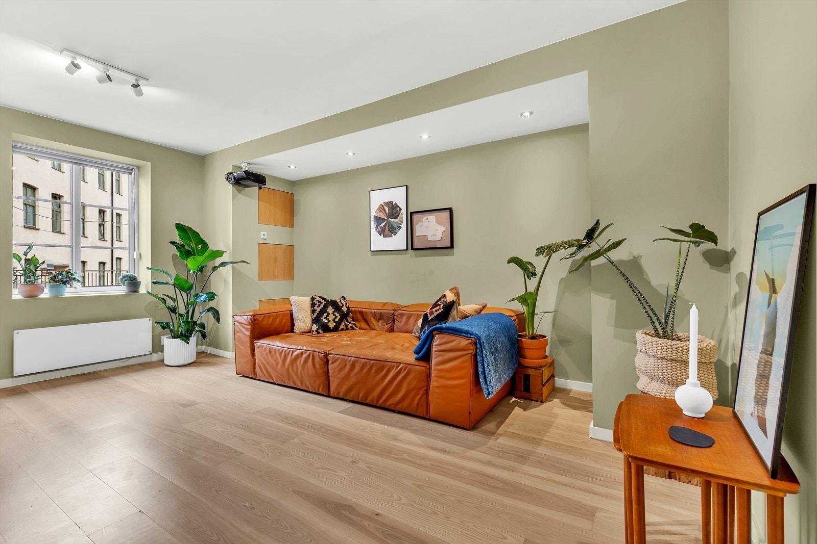 Leiligheten har en stor stueavdeling med god møbleringsfrihet. Galleribilde